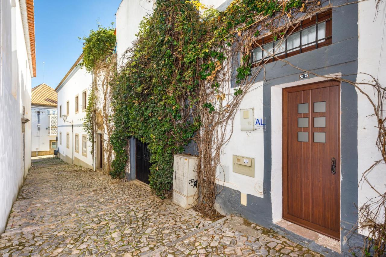 Galeria Guesthouse Tavira Luaran gambar